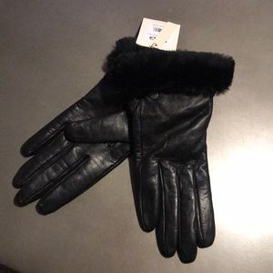 UGG Black Leather Cashmere Lined Gloves